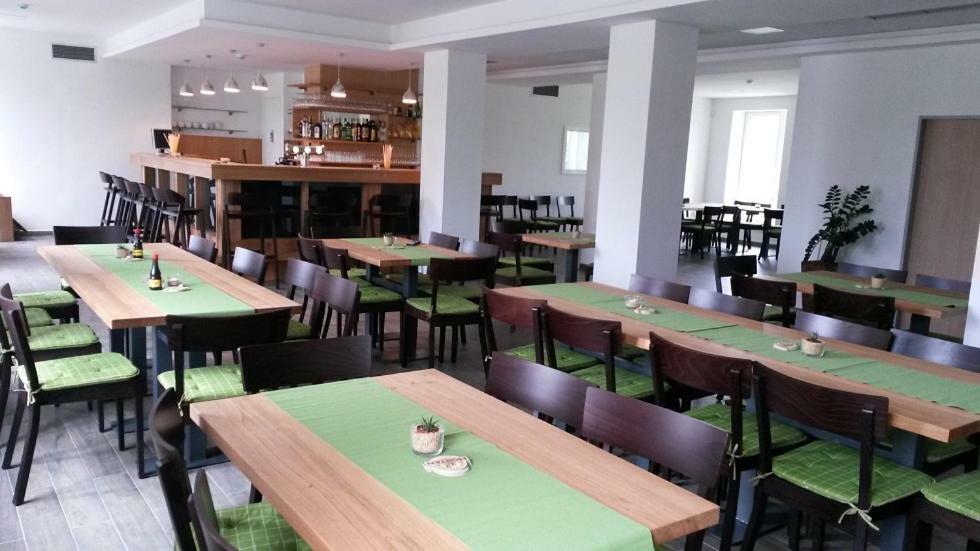 Jeleni Farma Jecmeniste Vrbovec Ngoại thất bức ảnh